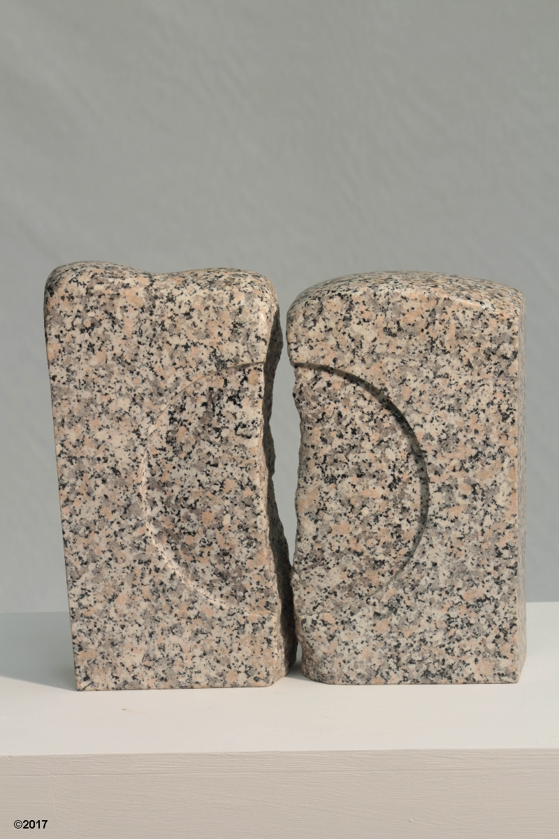 Divide - Flowered  Granite  17x8x32 - 16x8x31
